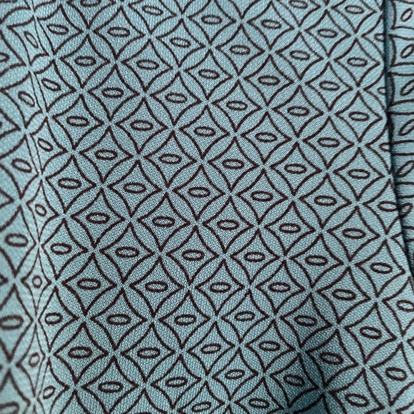 Ann Taylor Loft Turquoise patterned wrap dress, size 6. - Picture 3 of 4